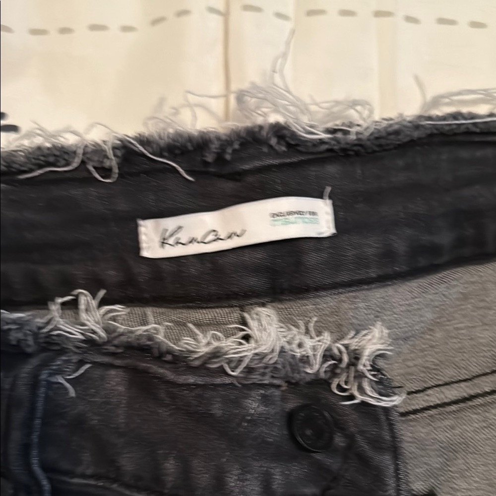 Women's Black Frayed Hem Jeans Kancan by Maurice’s - Picture 3 of 5